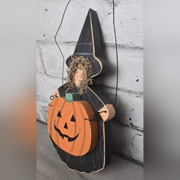 Halloween Décor Bundle Ornaments Signs Cookie Cutters Witch Wall Art Spooky Set - Picture 6 of 15